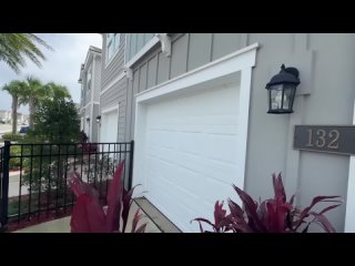 Встретили зрителей в этом доме😊 Комнат больше, но… Смотрим второй вариант жилья. США. Флорида