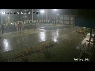 В Казани девушку избили и увезли в неизвестном направлении    По словам жильцов комплекса «Родина», мужчина избил... (видео)