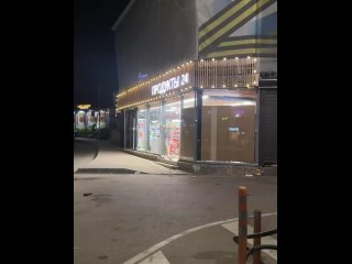 #нампишут  В Кудепсте открыли магазин 24ч, там происходят постоянные драки, ходят толпы алкашей, включают громко... (видео)
