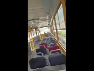 Полиция Екатеринбурга создала базу юных транспортных хулиганов.  В неё заносят информацию о налётах, вандализме,... (видео)