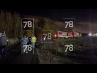 На станции Ораниенбаум-1 вчера произошел  поджог тепловоза. 22-летний житель Ленинградской области бросил подожженную... (видео)