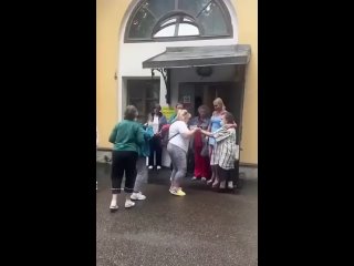 Полижу наське волочковой 👅. А я хочу трахаться и целоваться 💋, только я староеСлабоумноеЧмо изПсихушкиКалекаБольное... - Тамара Тома