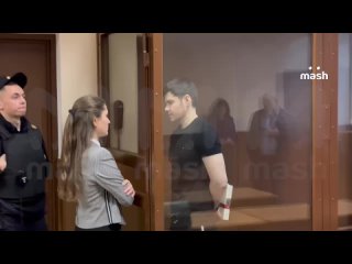 Аяза Шабутдинова приговорили к семи годам лишения свободы и штрафу в 5 миллиона рублей за мошенничество.    Ранее ему... (видео)