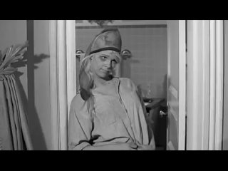 Оливия Де Хэвиллэнд в фильме “Женщина в клетке“. (Триллер,США,1964)