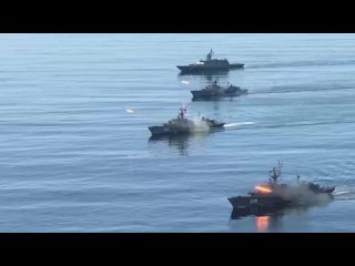 С Днем моряка-надводника!    📑 Главнокомандующий ВМФ адмирал Александр Моисеев поздравил моряков-надводников с... (видео)