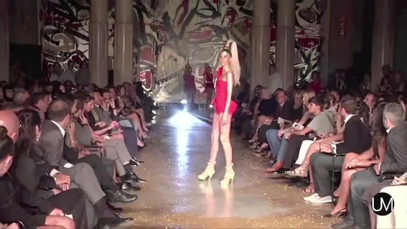 Models Fails On The Catwalk