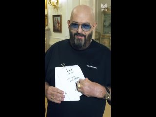 Михаил Шуфутинский получил российское гражданство🇷🇺  77-летний певец эмигрировал в США с семьей в 1981-м году, а... (видео)
