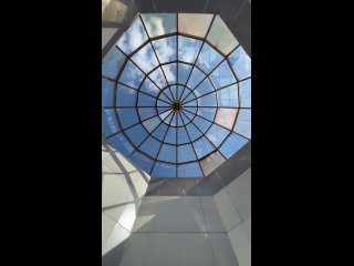 За 20 лет 11 станций, окраины даже не связаны(где больше всего населения). Молодцы. Есть чем гордиться 😂 - Марат Нигматуллин