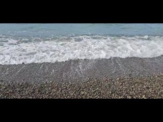 Погода на море сегодня.  Облачно, днем возможны небольшие дожди , температура воздуха днем до 21 градуса тепла,... (видео)