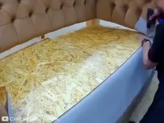 Красивый диван от Честера