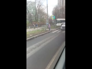 Что он там забыл?? - Юлия Юлия