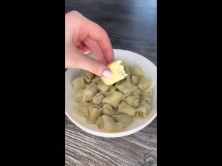 Ленивые мини - пельмешки😊  Ингредиенты: - мука - 600 гр - соль - 1 ч.л - вода - 250 мл - яйцо - 1 шт  Начинка: - фарш... (видео)