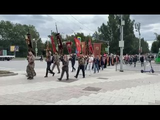 Малый крестный ход прошёл по улицам Екатеринбурга  Сегодня участники Царских дней прошли молитвенным шествием от... (видео)