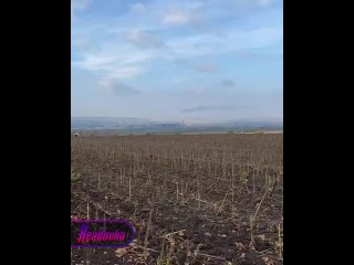 Русская армия уничтожила ветрогенераторы в районе Краматорска    Российские беспилотники нанесли точный удар по объекту... (видео)