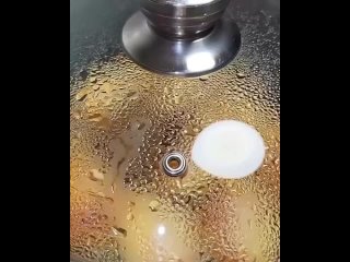 Куриные котлетки😍  Ингредиенты: - куриное филе - 500 гр - морковь - 100 гр - кабачок - 100 гр - лук - 1 шт - яйцо - 1... (видео)