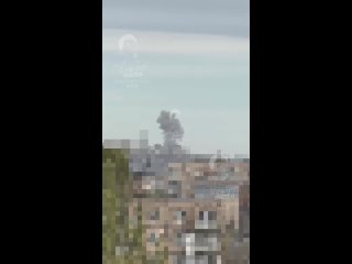 💨 Над Кривым Рогом поднимается дым после прилётов ФАБ    ▪Сообщают, что по объекту врага в городе ударили новые... (видео)