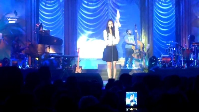 Lana Del Rey Blue Velvet ( Live Paradise Tour : Копенгаген, Дания; 5 апреля