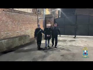 В Красном Сулине задержали мужчину, который проводил странные обряды.  34-летний житель Красного Сулина, увлекавшийся... (видео)