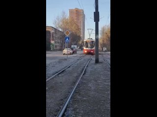 Новосибирцы пожаловались на аварийное состояние трамвайных путей  Жители Новосибирска сообщают о серьезных проблемах с... (видео)