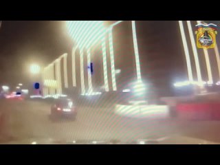 В Кургане ДПС со стрельбой остановила пьяного подростка    В Заозёрном 17-летний водитель ВАЗ-2107 пытался скрыться от... (видео)