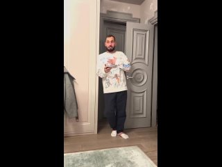 Ксения Бородина вернула свой аккаунт и опровергла новость о беременности  Телеведущая записала сторис вместе с дочками... (видео)