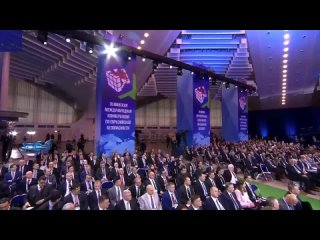 Лавров участвует в пленарном заседании на III Минской международной конференции по евразийской безопасности.  Видео:... (видео)