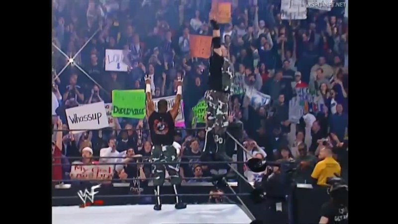 Edge Christian vs Dudley Boys ( Buh Buh Ray Devon) WWF Royal Rumble 2001 Tag Team Championship