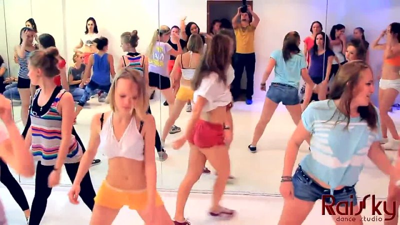 Russian Teen Twerk Dance