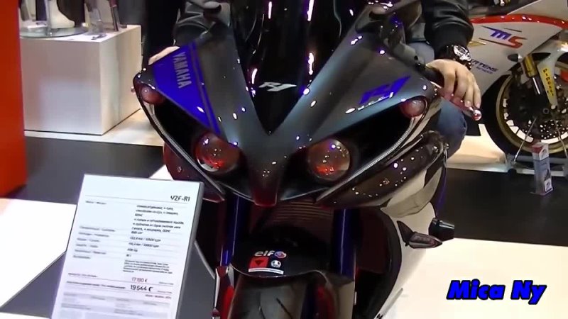 Yamaha R1 with akrapovic 2014 model