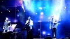 The Big Reunion Tour (HD) Blue - Breathe Easy (2013, Capital...