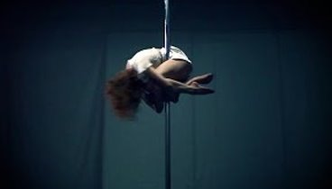 'Falling' (Twin Peaks theme) - spinning pole dance choreography