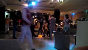 танцы с аниматорами  в отеле Меджик Хаммамет бич,он же Мармара.