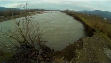 Вода знесла дамбу село терново