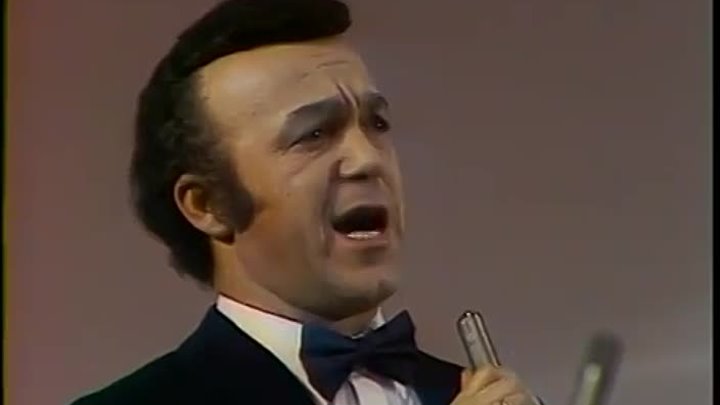 Где-то далеко иосиф кобзон. Иосиф кобзон песня 73. Иосиф кобзон песня о далекой. Иосиф кобзон песня о далекой. Иосиф кобзон песня о далекой.