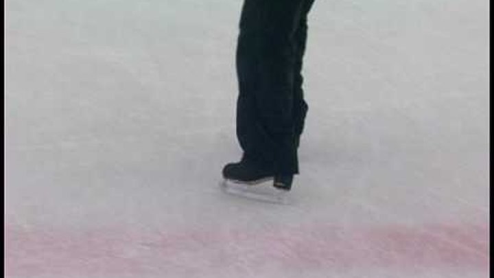 Моухок в фигурном. Тесты по скольжению на 2 юношеский разряд. Тест скольжение 3 юношеский. Дорожка элемент фигурного катания. Фигурное катание скольжение тест.