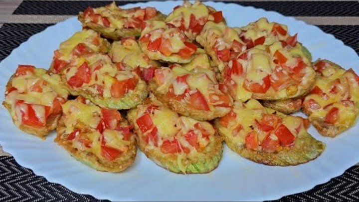 Готовит Самира кабачки