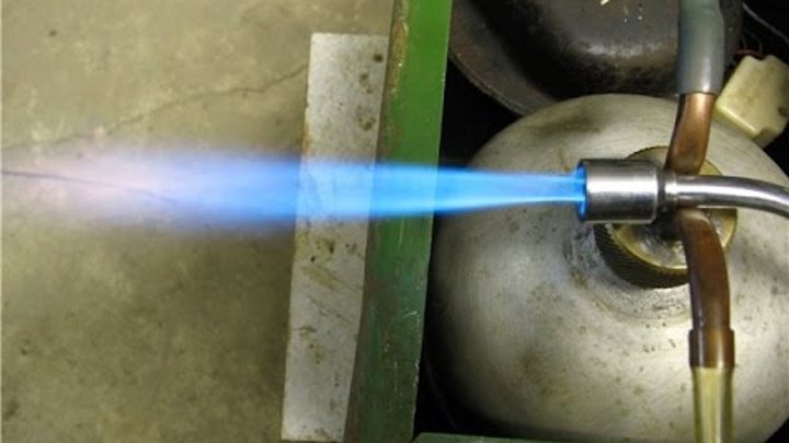 Паяльная лампа увз лп 2. Газовая горелка с паяльной лампы своими руками. Как сделать газовую лампу. Как сделать газовую лампу. Переделка газовой горелки в бензиновую.