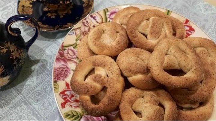 Песочное печенье крендельки с корицей
