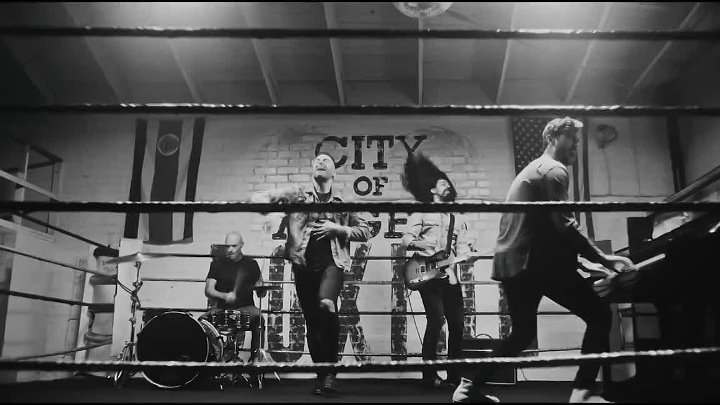 The Score Stronger Перевод песни stronger — рейтинг: odnoklassniki