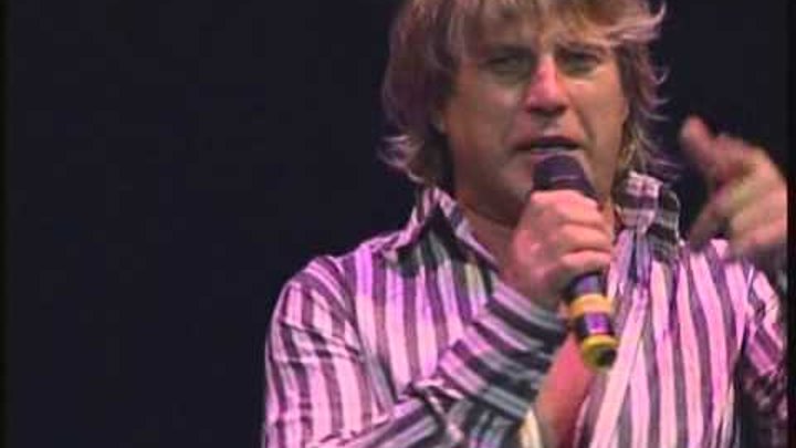 не ругайтесь тетя. ругают ребенка. зато глаза красивые. не ругайтесь тетя. да я вредная иногда.