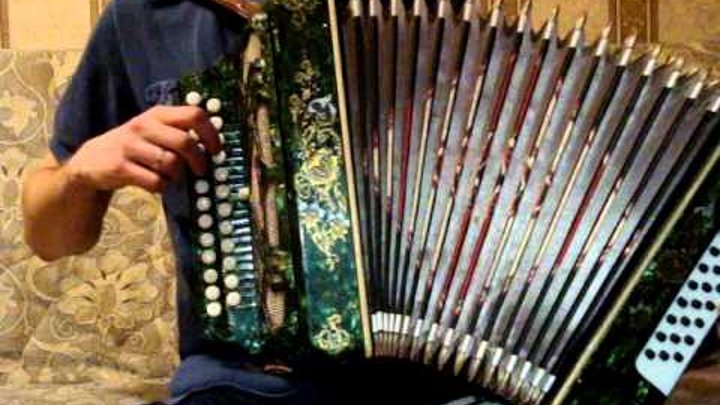 Осетинская гармошка. Азы на гармошке. Супер игра на гармошке. Гармонь с нуля. Как играет гармошка видео.