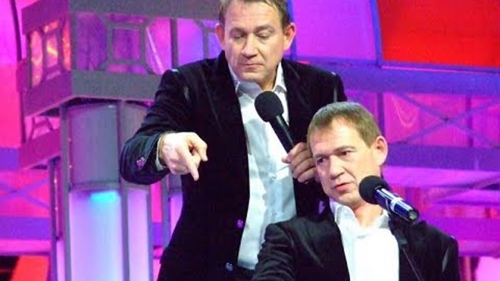 Аншлаг братья пономаренко. Юмористы близнецы братья пономаренко. Юмористы братья пономаренко. Братьев близнецов пономаренко. Аншлаг братья пономаренко.