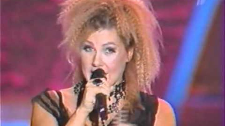 Метко из будущего. Караоке гости из будущего. Песня года 2005 финал. Метко гости из будущего клип. Гости из будущего метко.