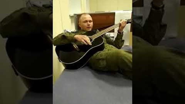 Гитара дай аккорд последний раз. Мальчишник последний раз на гитаре. Мальчишник последний раз на гитаре. Гитарист взял аккорд. Cadd9 dsus4.