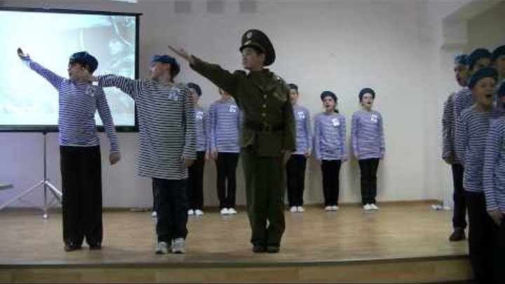 театральная студия микс. утренник в саду на день прбед. дети поют у солдата выходной. утренник в садике на 9 мая. у солдата выходной танец.