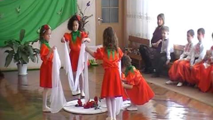 Танец пять февральских роз в детском саду видео. 5 февральских роз танец в детском саду. Пять февральских. Пять февральских. Пять февральских.