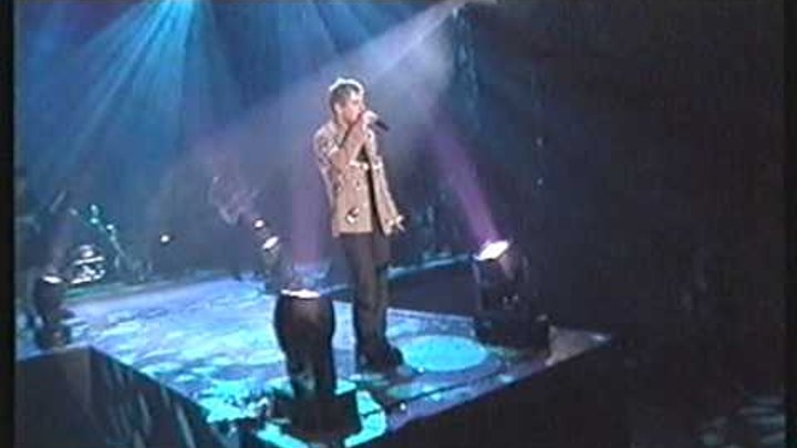 губин андрей холода. андрей губин зима холода. андрей губин зима холода девушка из клипа. зима холода губин танец. андрей губин зима холода.