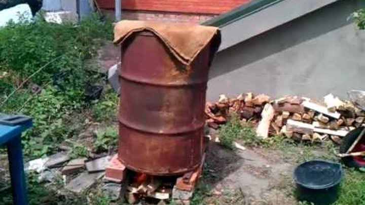 Как закоптить бочек. Как закоптить бочек. Коптилка из бочки 200 холодного копчения. Коптилка холодного копчения из бочки 200 литров. Как закоптить бочек.