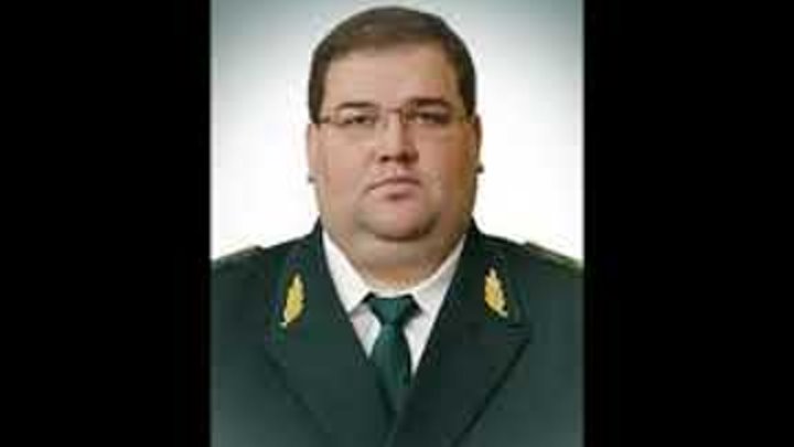 заместитель начальника таможни. таможенник золото. золото в подвале начальника таможни. зам начальника таможни 18 тонн золота. заместитель начальника таможни екатеринбурга.