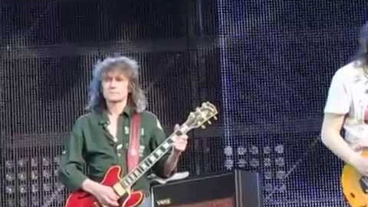 Цой а не спеть ли мне песню. Чиж о любви ноты для фортепиано. Кота меня ты позовешь анекдот. Спеть песню. Чиж и ко о любви обложка.